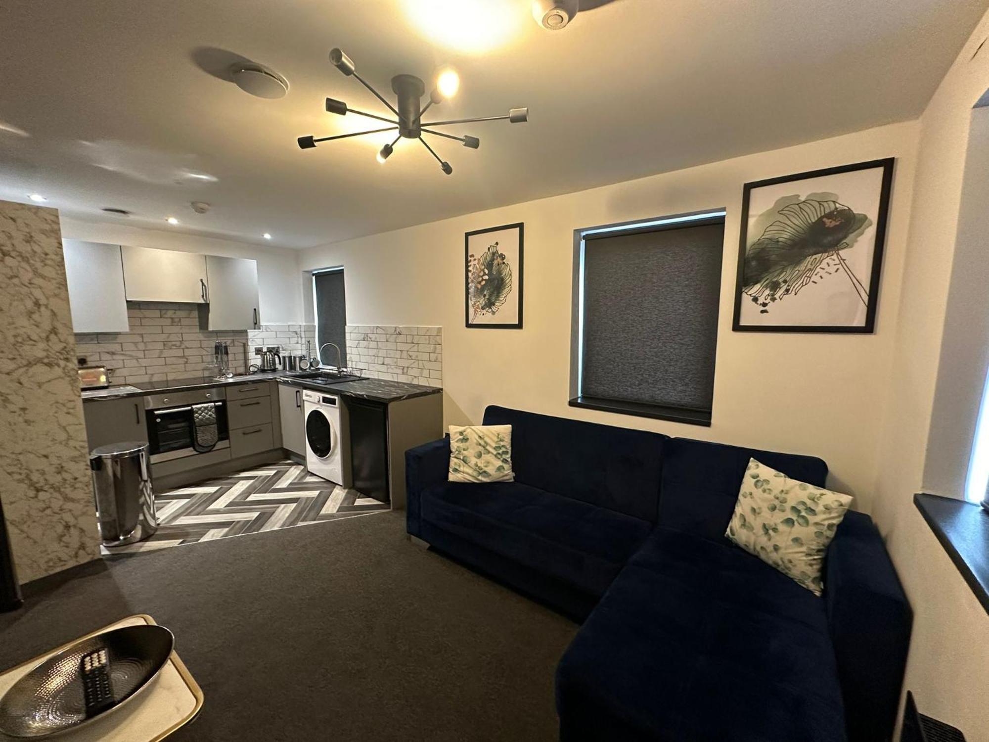 Newark House Premium Apartments With Sofa Beds - Wifi - Free Parking - Perfect For Contractors! Peterborough Extérieur photo